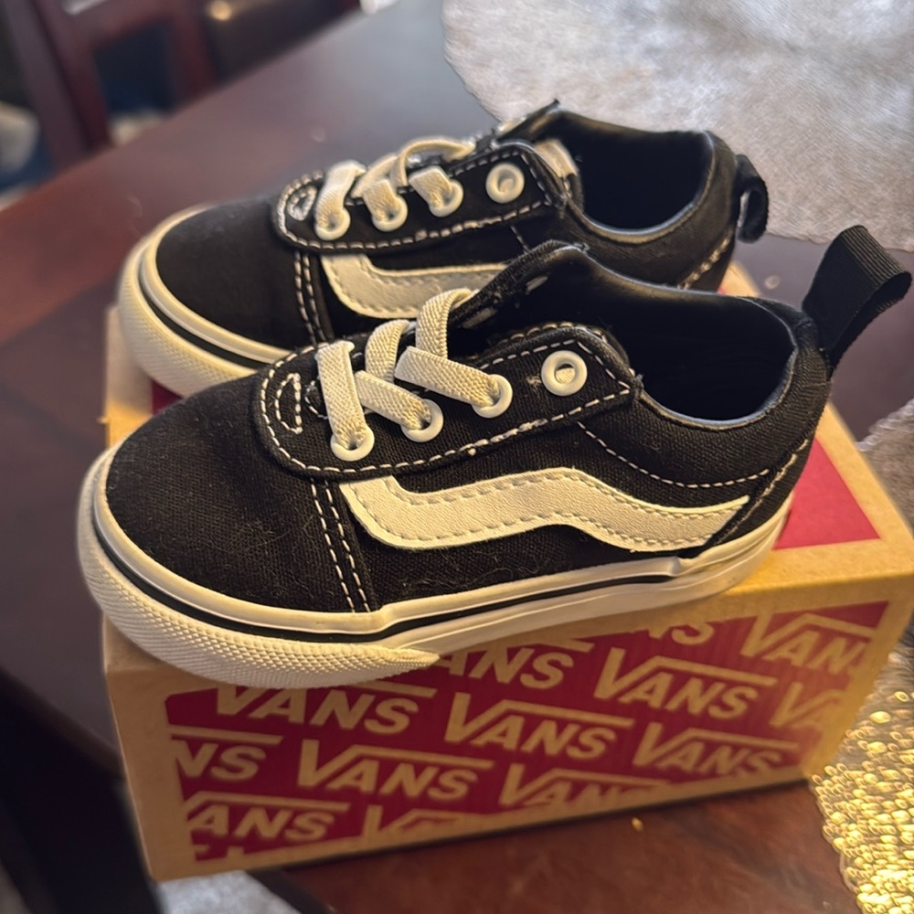 Toddlers Van